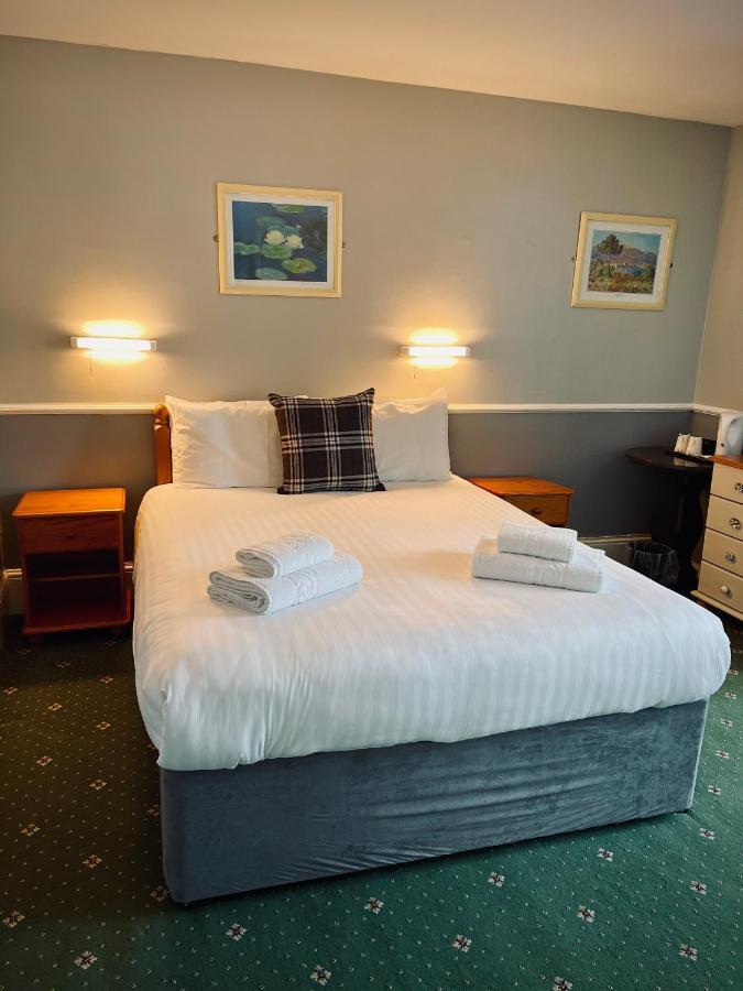 Palm Court B&B Ilfracombe Esterno foto